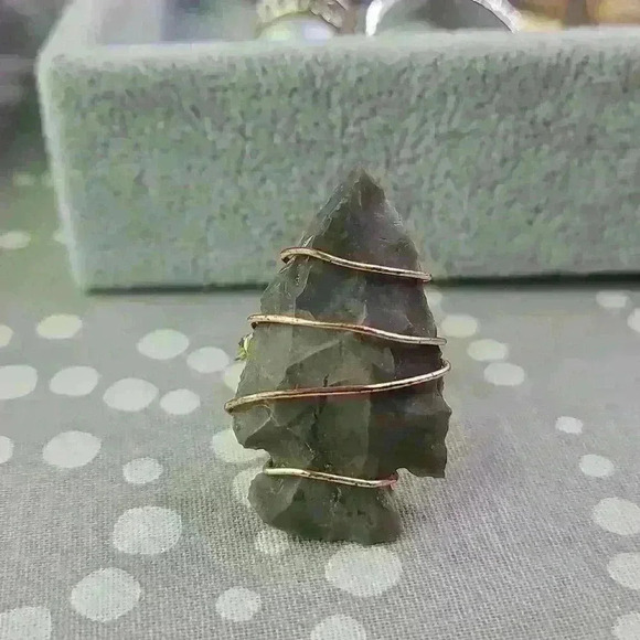 Vintage handmade authentic arrowhead wire ring size 6 - Picture 7 of 15